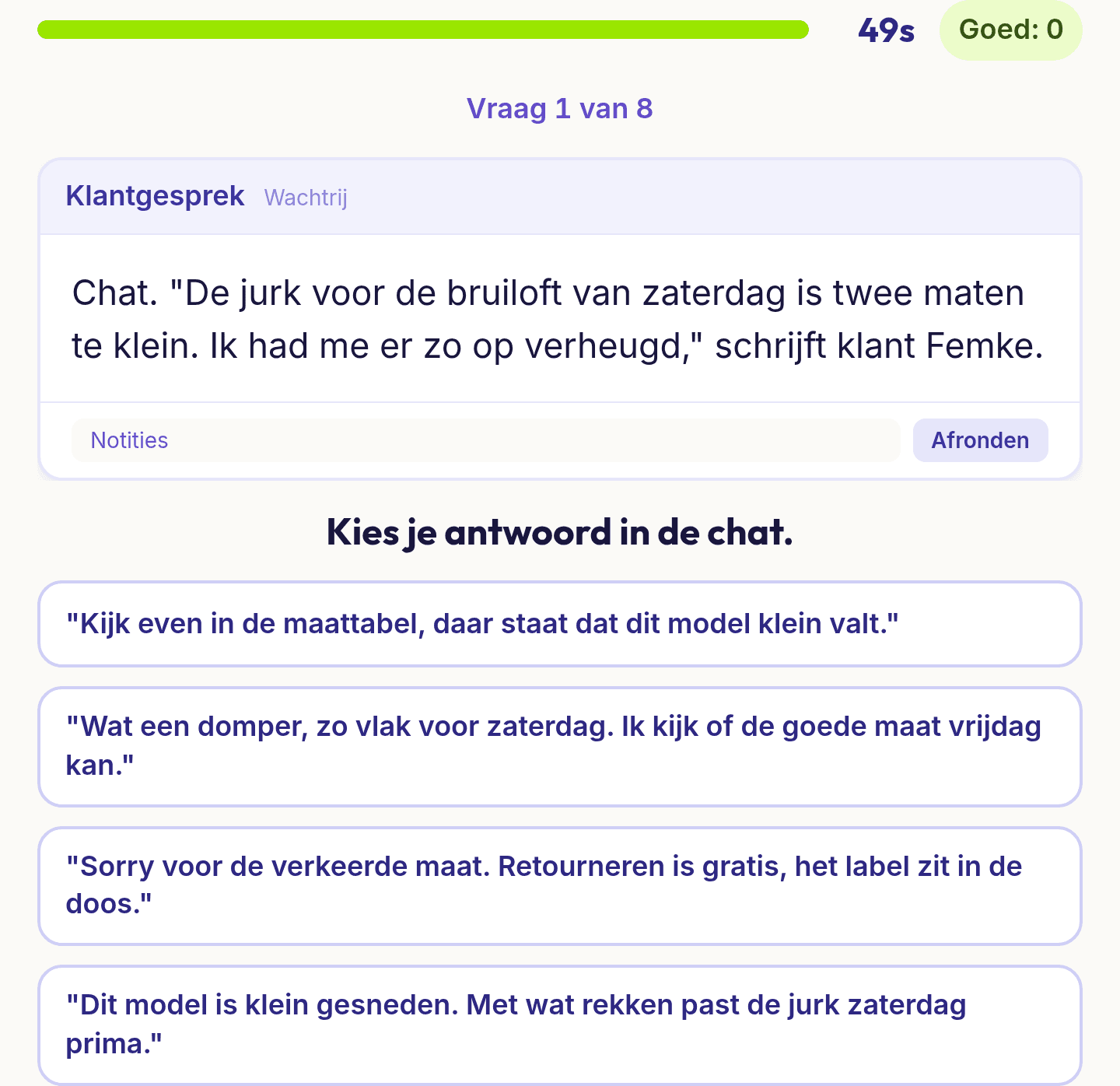 Een vraag uit Emoties lezen en reageren: een klantgesprek op een klantenservicescherm en vier reacties